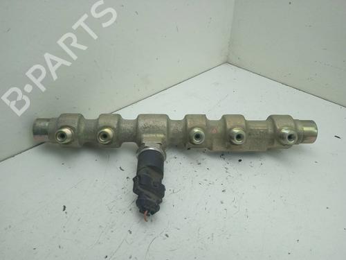 Used Injection rail Injection rail ALFA ROMEO 146 (930_) [1994-2001] 4316522 4316522