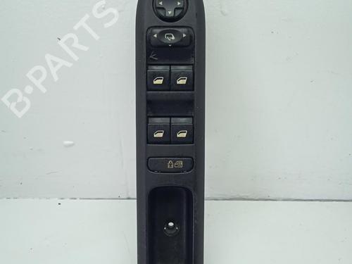 Used Left front window switch PEUGEOT 5008 (0U_, 0E_) [2009-2017]  31618064