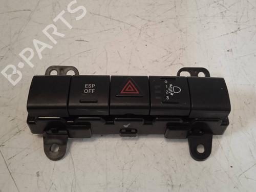 switch-dodge-caliber-12861862-2006-4355892 main image