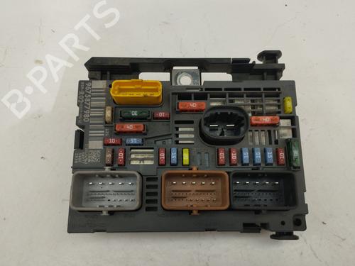 Used Fuse box Fuse box PEUGEOT 5008 (0U_, 0E_) 1.6 16V (120 hp) 36160057 36160057