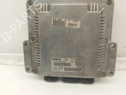 engine-control-unit-ecu-peugeot-607-9d-9u-2000-31620034 main image