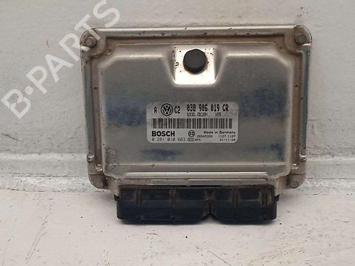 Used Engine control unit (ECU) Engine control unit (ECU) VW GOLF IV (1J1) 1.9 TDI (101 hp) 31620382 31620382