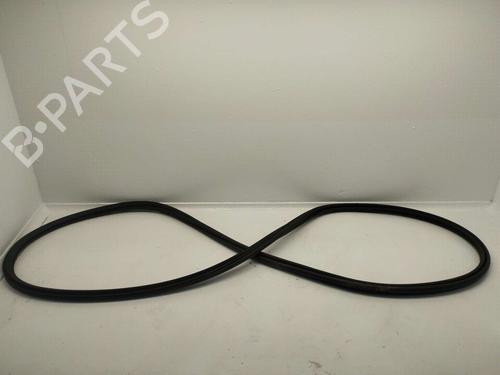 Used Rubber door seal Rubber door seal VOLVO XC60 II (246) B5 Mild-Hybrid AWD (250 hp) 40096157 40096157