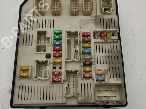 Used Fuse box RENAULT MEGANE III Hatchback (BZ0/1_, B3_) [2008-2026]  17337236