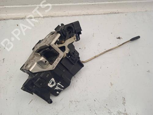 Used Front left lock MERCEDES-BENZ CLK (C208) CLK 230 Kompressor (208.347) (193 hp) 11155083