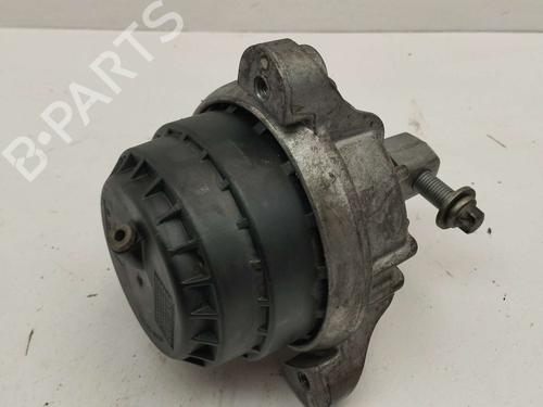 Used Engine mount BMW 5 (F10) 520 d (184 hp) 17061307