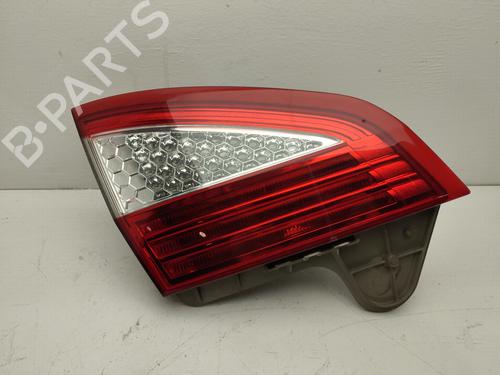 left-tailgate-light-ford-mondeo-iv-ba7-7s7113a603a-2007-2008-2009-2010-2011-2012-2013-2014-2015-17897128 main image