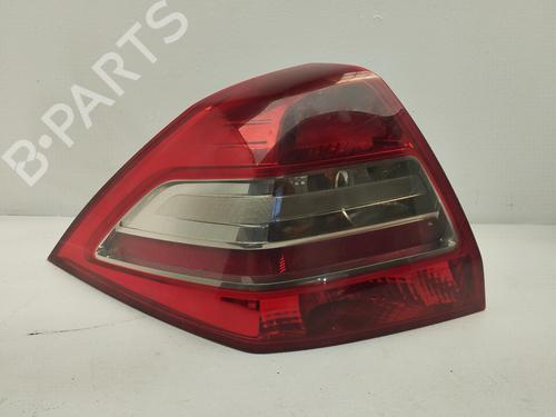 left-taillight-renault-megane-ii-estate-km01_-15-dci-km16-km1e-8200417345-2003-2004-2005-2006-2007-2008-2009-2010-2011-2012-19533572 main image