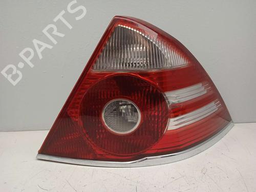 Used Right taillight FORD MONDEO III (B5Y) [2000-2007]  15965210