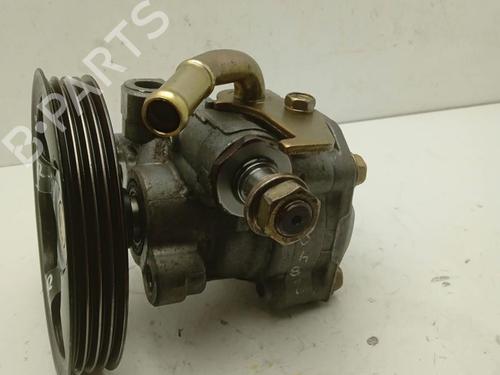 Used Steering pump MITSUBISHI SPACE WAGON (N3_W, N4_W) [1991-2000]  4285197