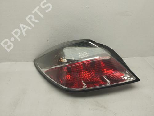 Venstre Baklys OPEL ASTRA H GTC (A04) [2005-2010]  31617404