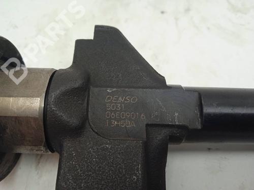 Used Injector MAZDA 6 Hatchback (GG) 2.0 DI (GG14) (136 hp) 11153936