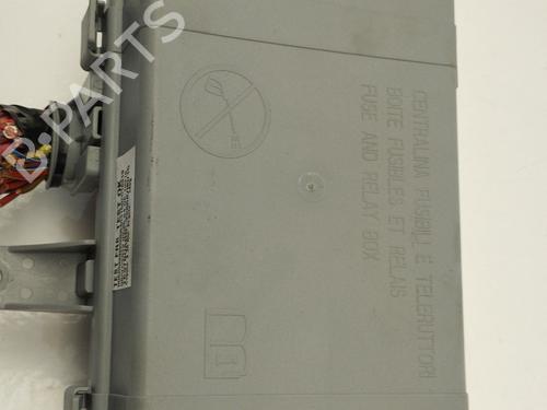 Used Fuse box Fuse box ALFA ROMEO GIULIA (952_) 2.2 D (952ALA25, 952AFM25, 952APA2) (190 hp) 40010087 40010087