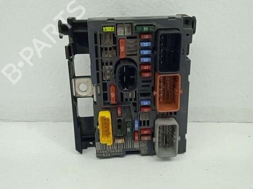 Used Fuse box Fuse box PEUGEOT 308 I (4A_, 4C_) [2007-2016] 31619658 31619658