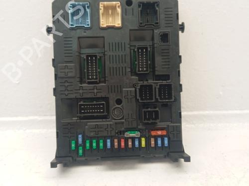 Used Fuse box Fuse box PEUGEOT 807 (EB_) 2.0 HDI (136 hp) 33748160 33748160