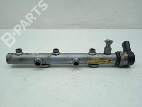Used Injection rail AUDI A5 (8T3) 3.0 TDI quattro (240 hp) 11165697