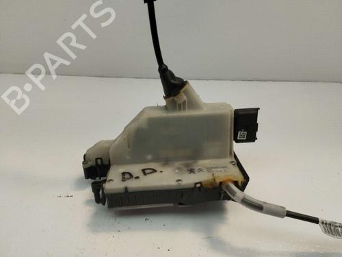front-right-lock-ds-ds-4-ds-4-crossback-nx_-2015-2016-2017-2018-40095954 main image