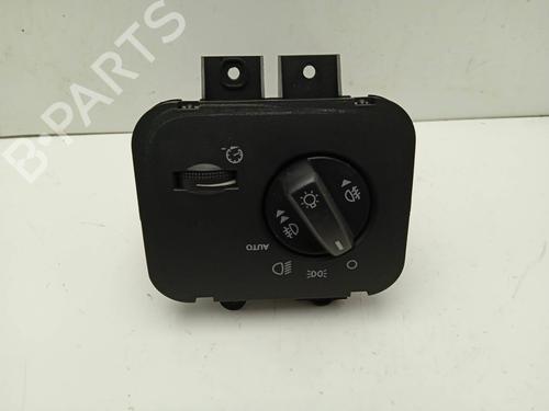 Used Headlight switch LAND ROVER DISCOVERY II (L318) [1998-2004]  4264609