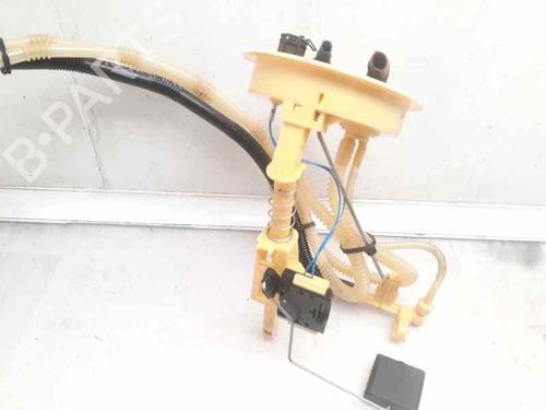 Used Fuel pump BMW 1 (F20) 116 d (116 hp) 4372286