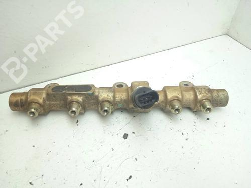 Rail D'Injecteurs FIAT BRAVA (182_) [1995-2003]  4305469