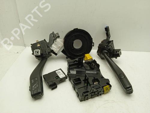 Forlygtekontakt SEAT LEON (1P1) 2.0 TDI 16V (140 hp) 4345365