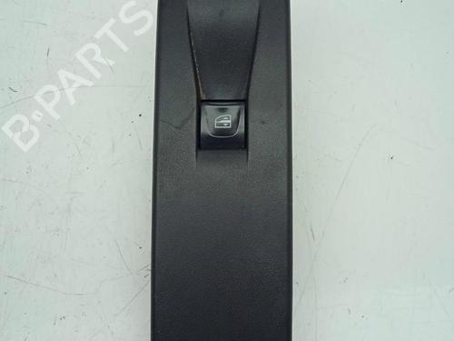 Used Right front window switch RENAULT CLIO IV (BH_) [2012-2021]  12321327