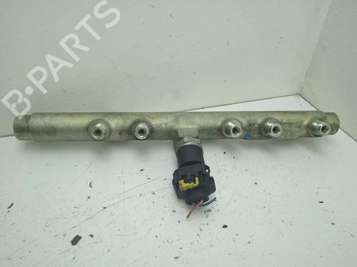 Used Injection rail Injection rail FIAT STILO (192_) 1.9 D Multijet (100 hp) 4317243 4317243