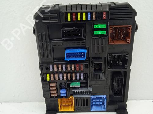 Used Fuse box Fuse box CITROËN C4 III (BA_, BB_, BC_) 1.2 PureTech 130 (BAHNSA, BAHNSB) (130 hp) 32388236 32388236