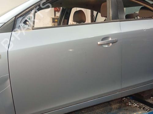 Used Left front door CHEVROLET CRUZE (J300) [2009-2026]  22647876