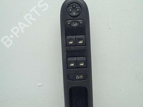 Used Left front window switch PEUGEOT 3008 I MPV (0U_) [2009-2017]  31619193