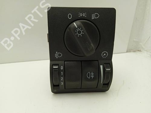 Used Headlight switch OPEL ASTRA G Hatchback (T98) [1998-2009]  4253978