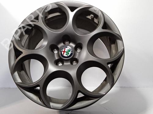 Jante Jante ALFA ROMEO GIULIA (952_) 2.2 D (952ALA25, 952AFM25, 952APA2) (190 hp) 39933412 39933412