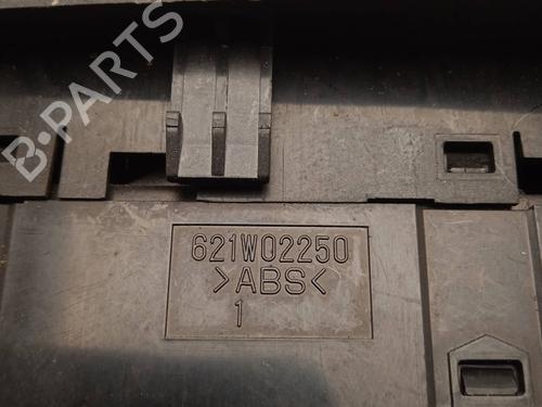 Left front window switch HYUNDAI TRAJET (FO) | BP4317157I27 - Image 2
