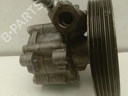 Used Steering pump PEUGEOT 406 (8B) [1995-2005]  12446923