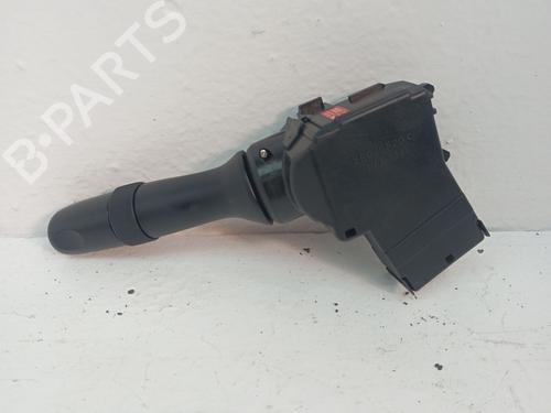 Steering column stalk LEXUS IS II (_E2_) 200d (ALE20_, ALE20R) | BP32395728I23