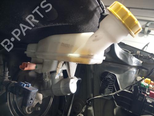brake-master-cylinder-citroen-c4-cactus-2014-24527490 main image
