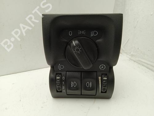 Used Headlight switch OPEL VECTRA B (J96) 2.0 DTI 16V (F19) (101 hp) 4256775