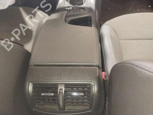 Used Armrest / Center console Armrest / Center console OPEL INSIGNIA A (G09) 2.0 CDTI (68) (131 hp) 18010778 18010778