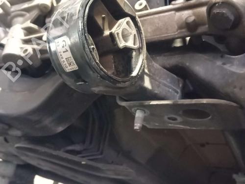 Engine mount OPEL ASTRA J (P10) 2.0 CDTI (68) | BP18101231M89