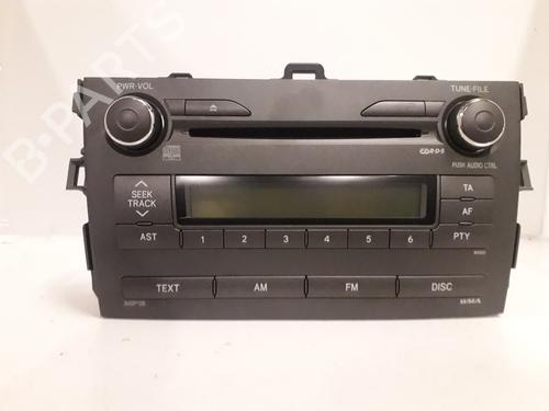 Used Radio TOYOTA COROLLA Saloon (_E15_) [2006-2018]  4295170