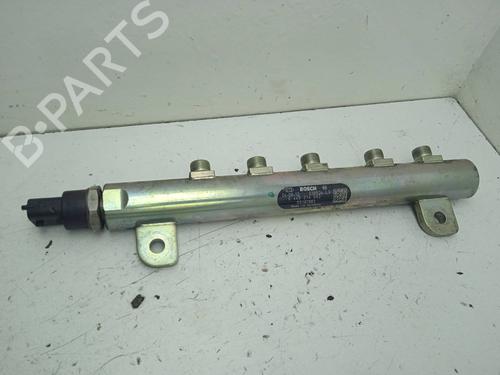 Used Injection rail Injection rail FIAT STILO (192_) 1.9 D Multijet (100 hp) 4327647 4327647