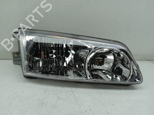 Used Right headlight Right headlight HYUNDAI H-1 Van (A1) 2.5 TD (101 hp) 4256714 4256714