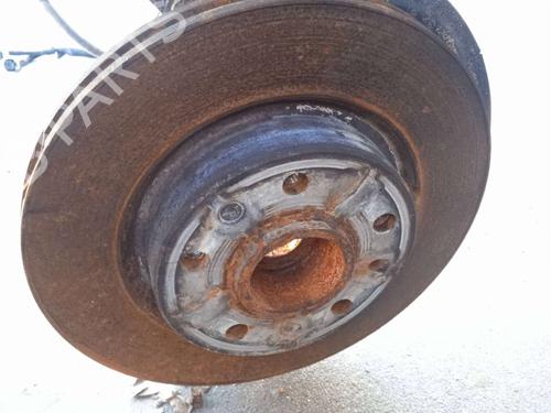 Used Left front steering knuckle Left front steering knuckle PEUGEOT 308 II (LB_, LP_, LW_, LH_, L3_) [2013-2021] 16079415 16079415