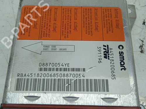 Used ECU airbags SMART FORTWO Coupe (451) 1.0 (451.331, 451.380) (71 hp) 4337691