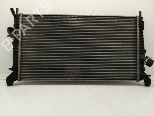 water-radiator-volvo-c30-533-3m5h8005rk-2006-2007-2008-2009-2010-2011-2012-2013-11153396 main image
