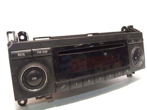 Used Radio MERCEDES-BENZ B-CLASS Sports Tourer (W245) B 200 CDI (245.208) (140 hp) 4316386