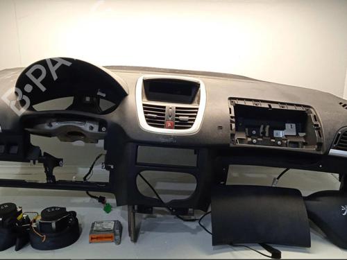 Used Airbag Kit Airbag Kit PEUGEOT 206+ (2L_, 2M_) [2009-2013] 15251720 15251720