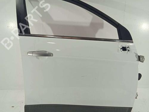 Used Right front door CHEVROLET CAPTIVA (C100, C140) [2006-2026]  11158433