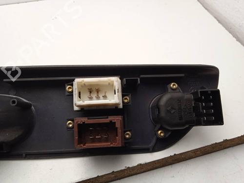 Left front window switch RENAULT ESPACE III (JE0_) 2.2 dCi (JE0S) | BP4288205I27 - Image 3