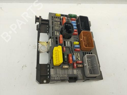 Used Fuse box Fuse box PEUGEOT 3008 I MPV (0U_) 1.6 VTi (120 hp) 35813135 35813135